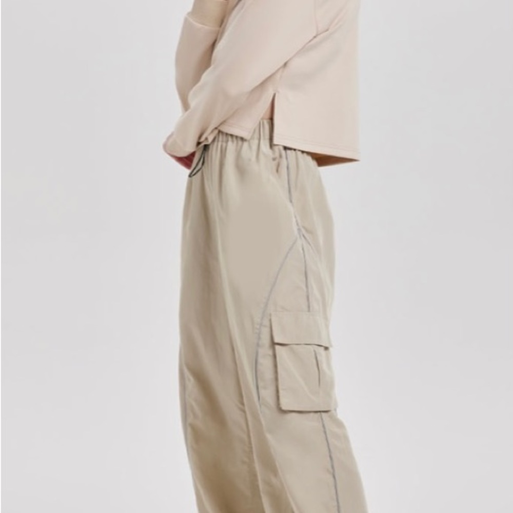 LIT Tan Parachute Drawstring Joggers - Picture 6 of 12